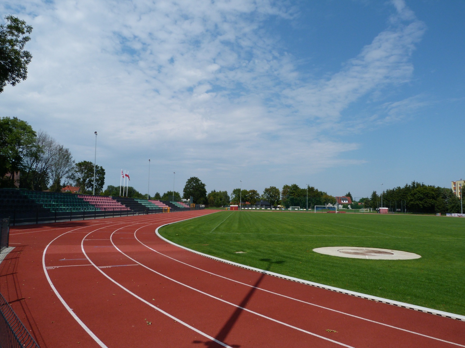 Stadion Myślibórz – Infrastruktur in der Nähe